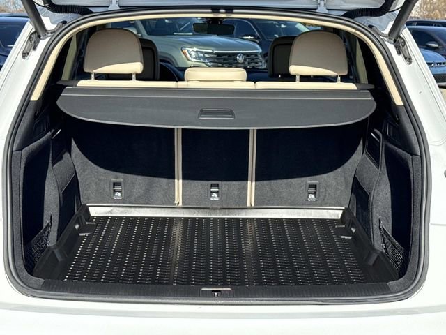 Used 2018 Audi Q5 2.0T w/ Premium Plus Package image 29