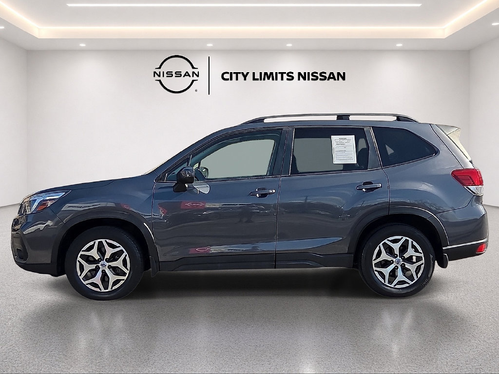 Used 2021 Subaru Forester Premium w/ Popular Package #1 AWD/4WD image 3