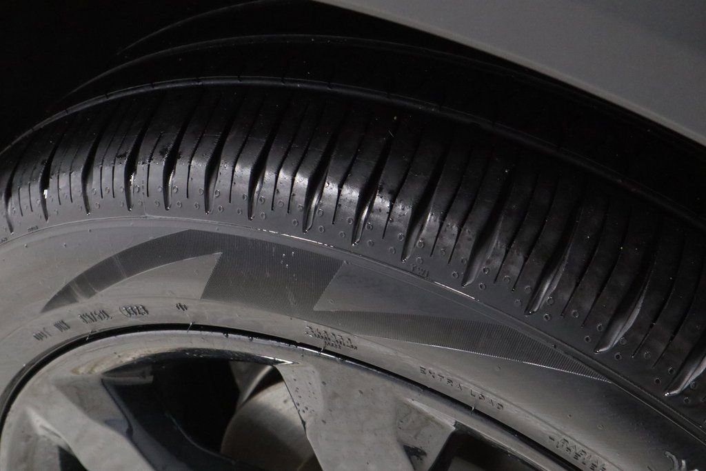 Certified 2023 Ford Explorer ST w/ Equipment Group 401A image 20