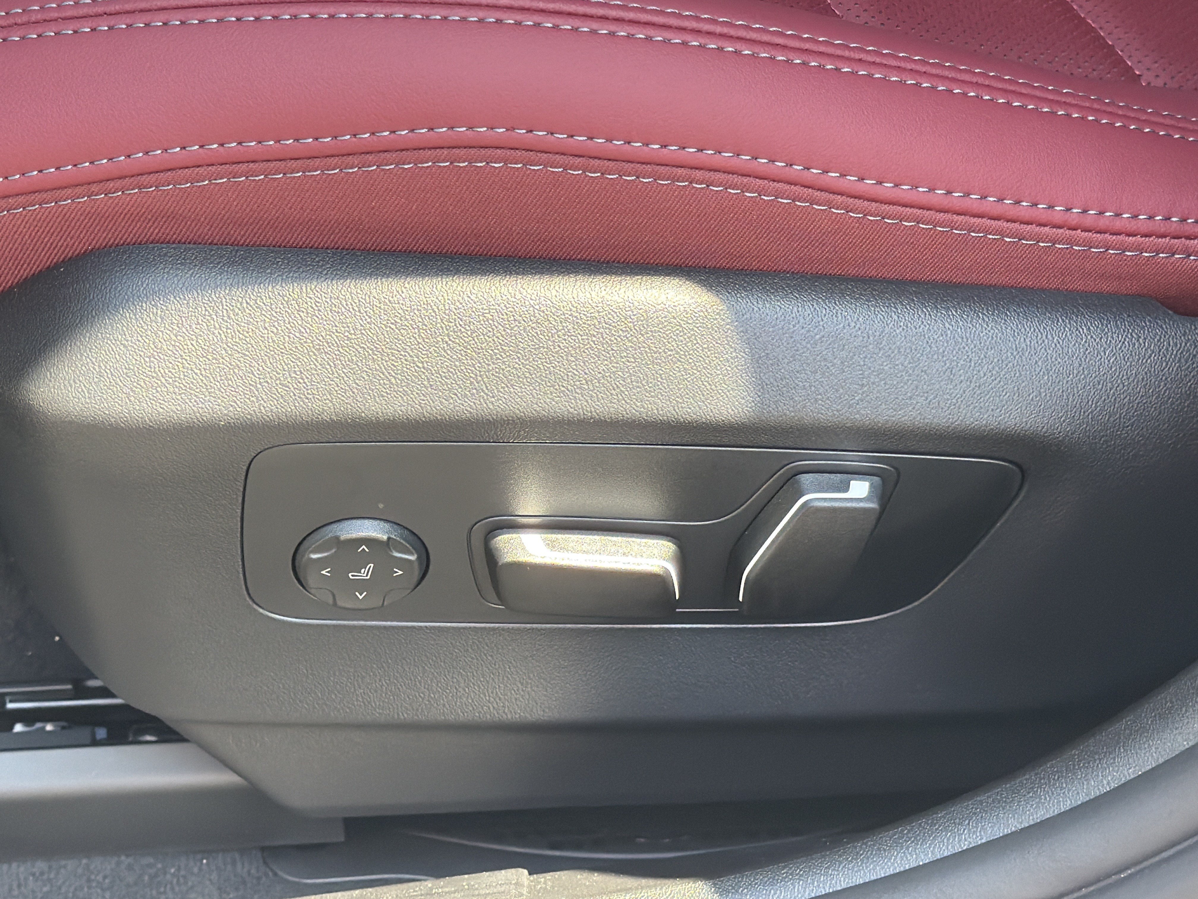 New 2027 BMW 530i w/ Premium Package RWD image 16