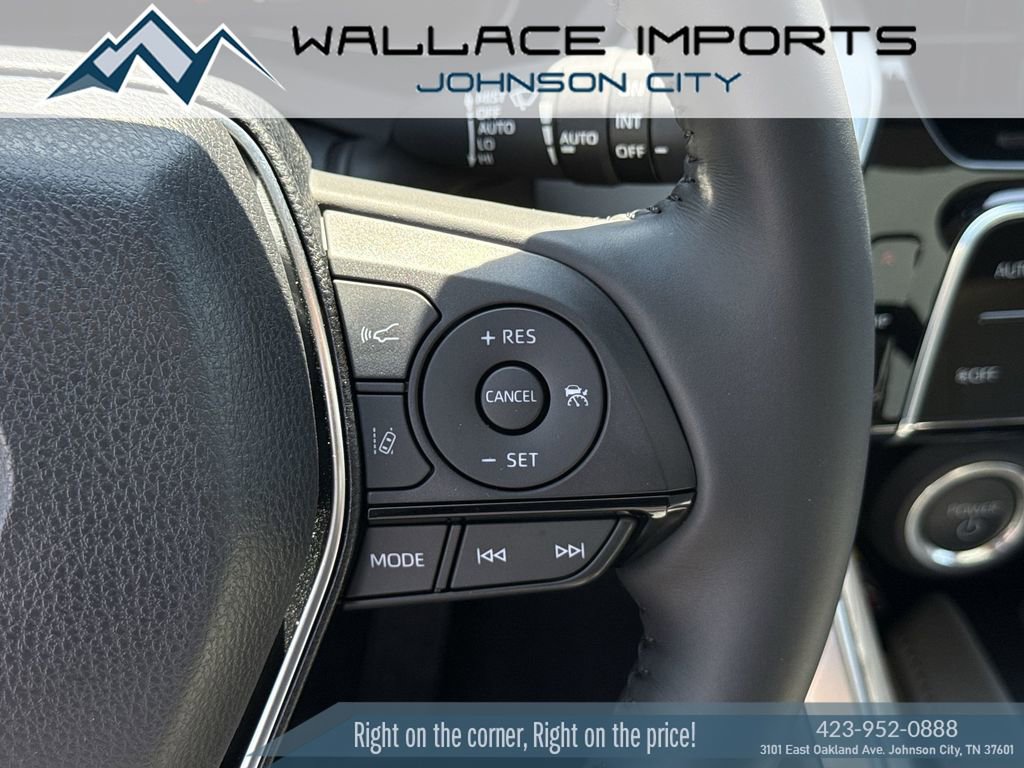 Used 2024 Toyota Venza Limited AWD/4WD image 35