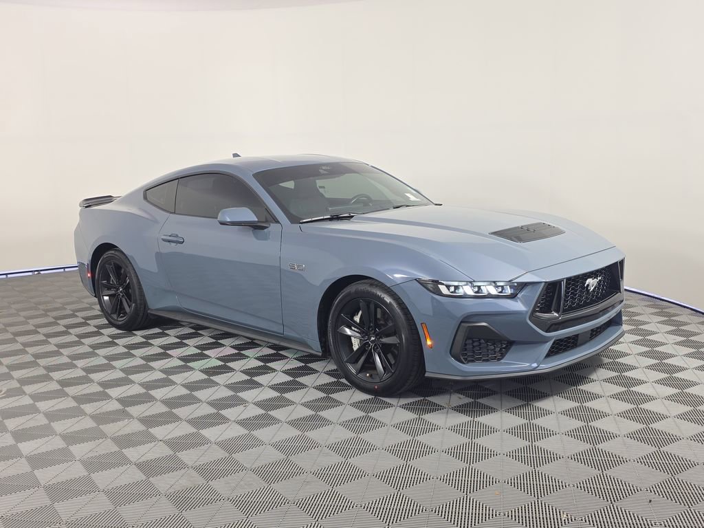 Used 2024 Ford Mustang GT RWD image 9