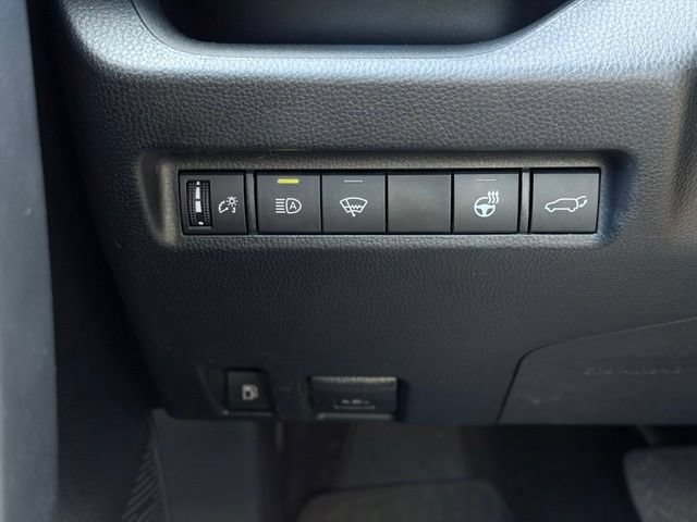 Used 2022 Toyota RAV4 XSE w/ XSE Grade Weather Package AWD/4WD image 35