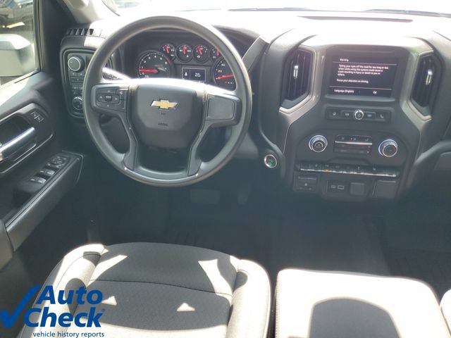 Used 2025 Chevrolet Silverado 2500 Custom w/ Custom Value Package AWD/4WD image 16