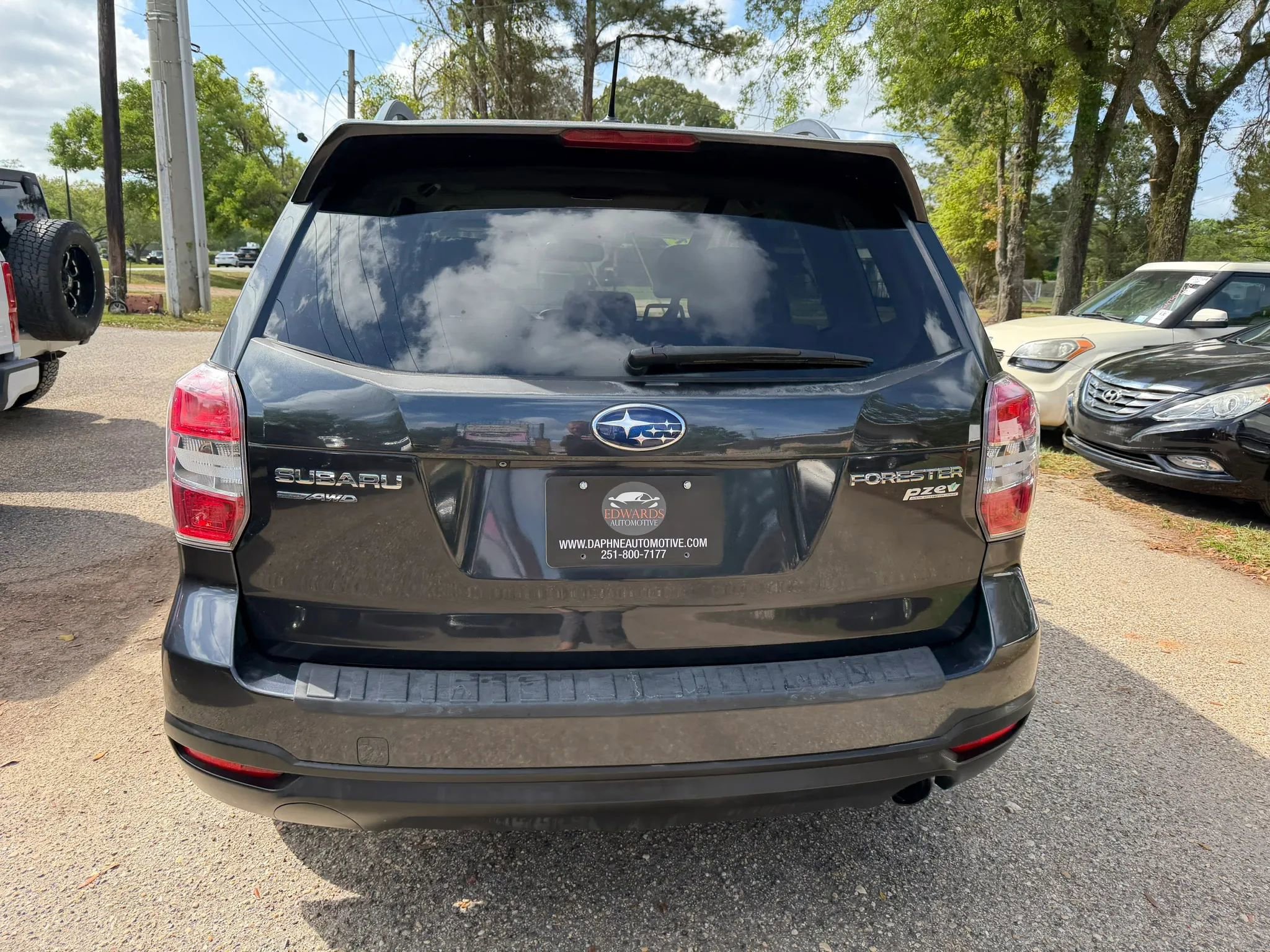 Used 2014 Subaru Forester 2.5i Touring image 6