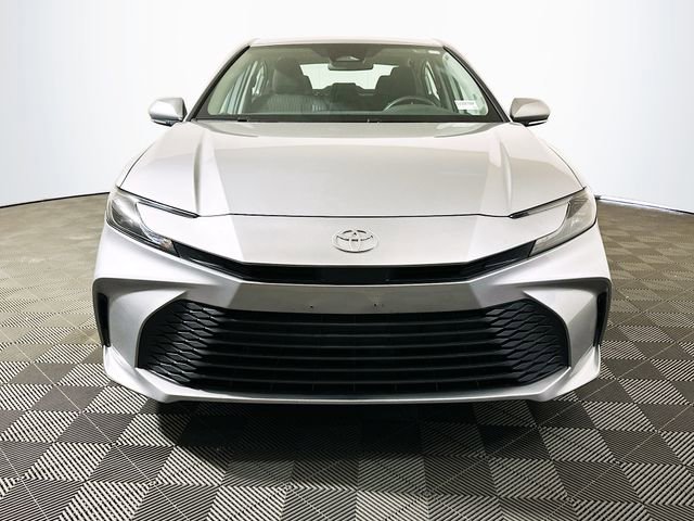 Certified 2025 Toyota Camry LE image 3