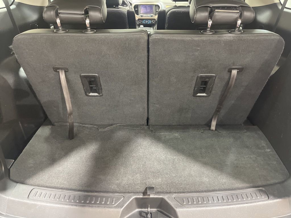 Used 2018 GMC Acadia Denali w/ Technology Package image 11