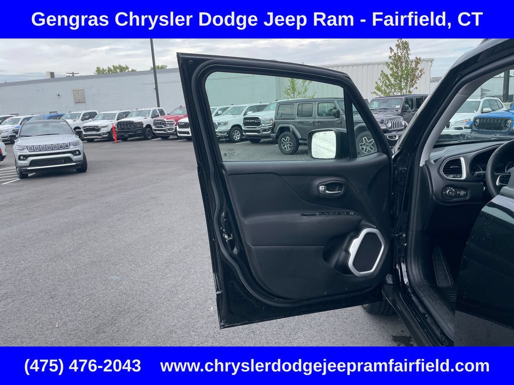 Certified 2021 Jeep Renegade Latitude AWD/4WD image 43