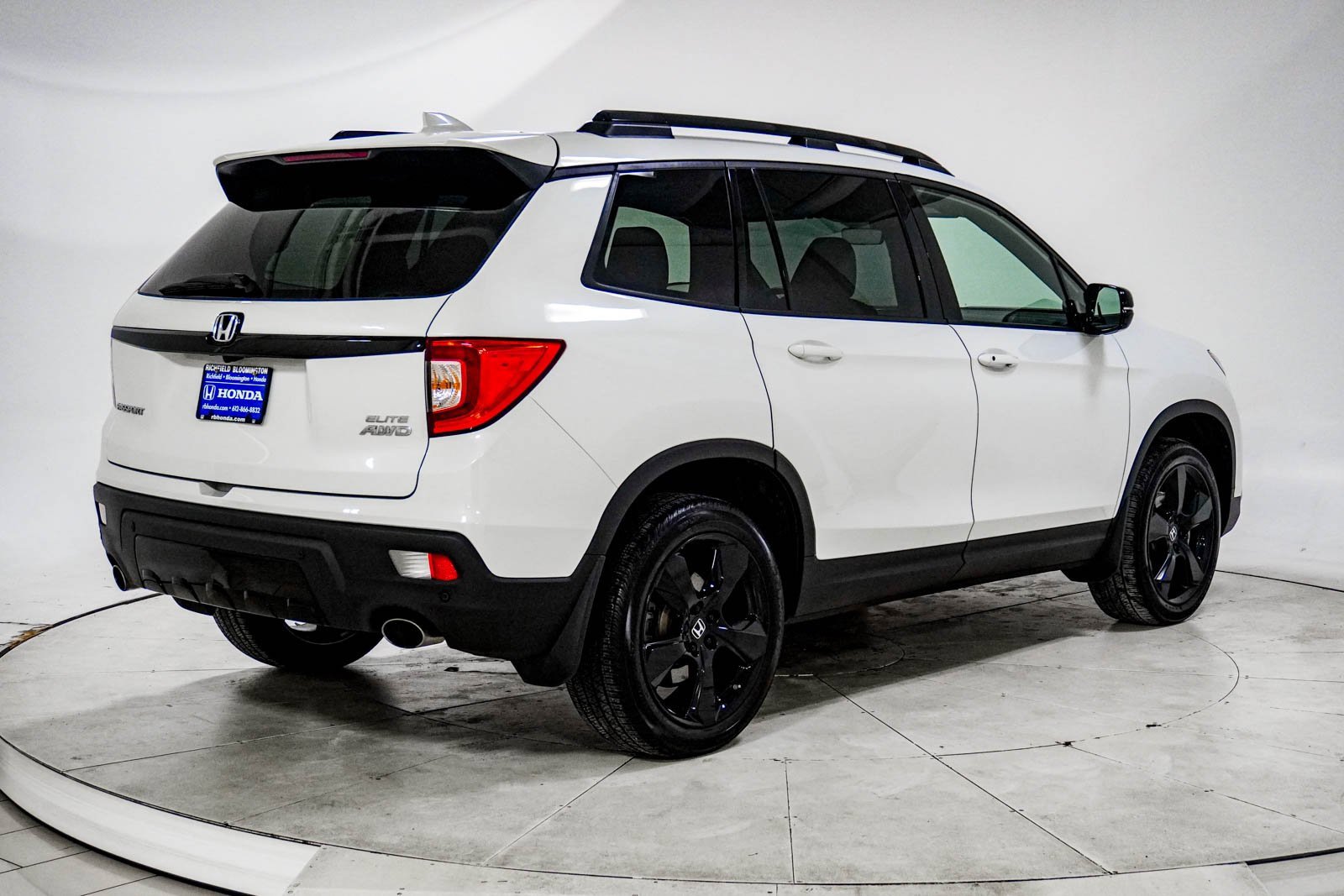 Used 2021 Honda Passport Elite image 11