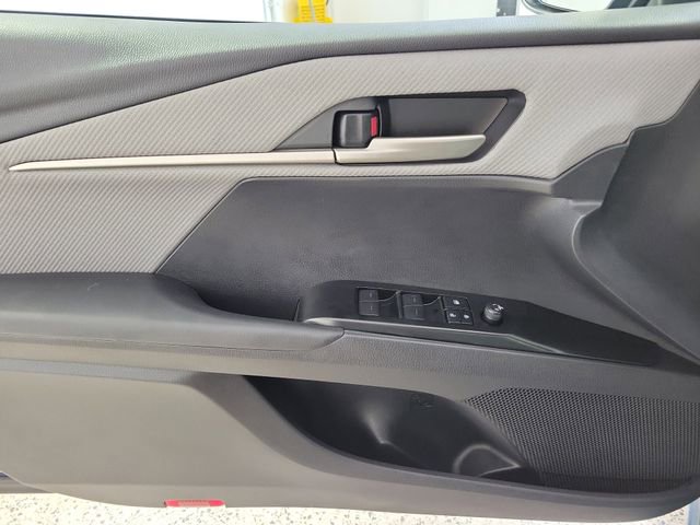 Used 2025 Toyota Camry SE FWD image 21