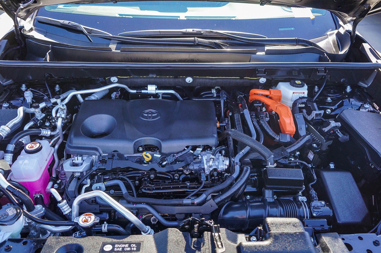 Certified 2025 Toyota RAV4 SE w/ Weather & Moonroof Package image 29