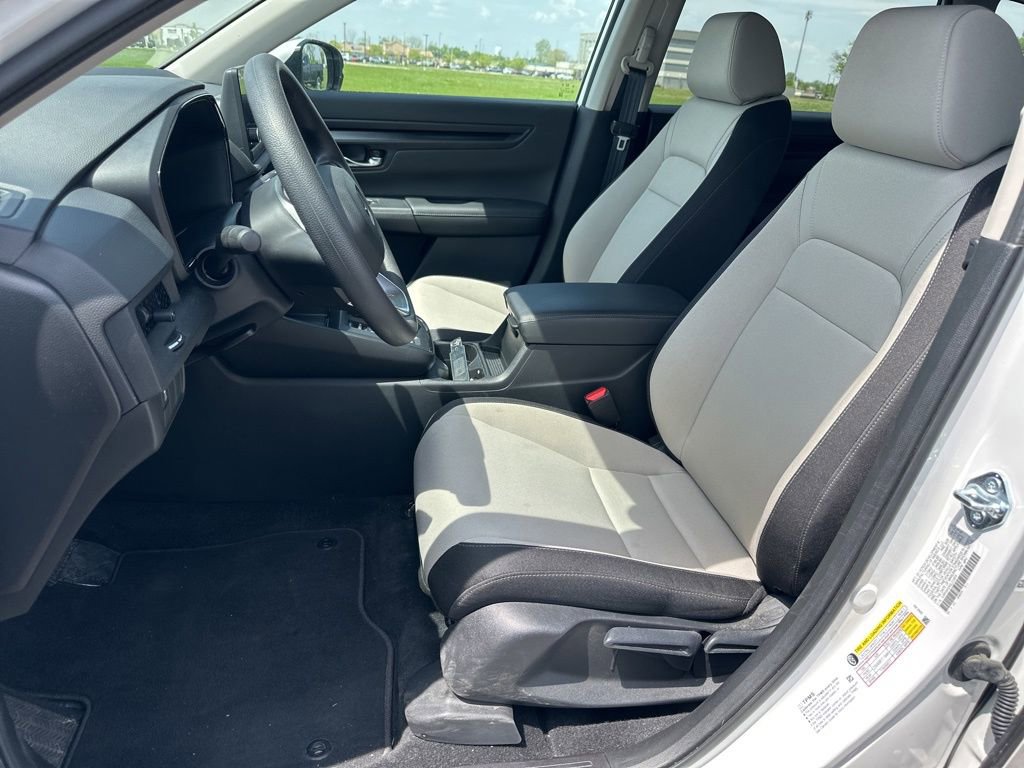 Used 2025 Honda CR-V LX image 14