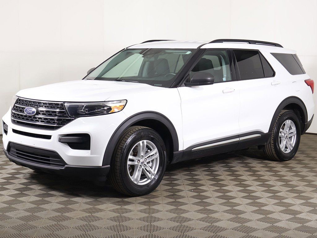 Used 2020 Ford Explorer XLT w/ Comfort Package image 8