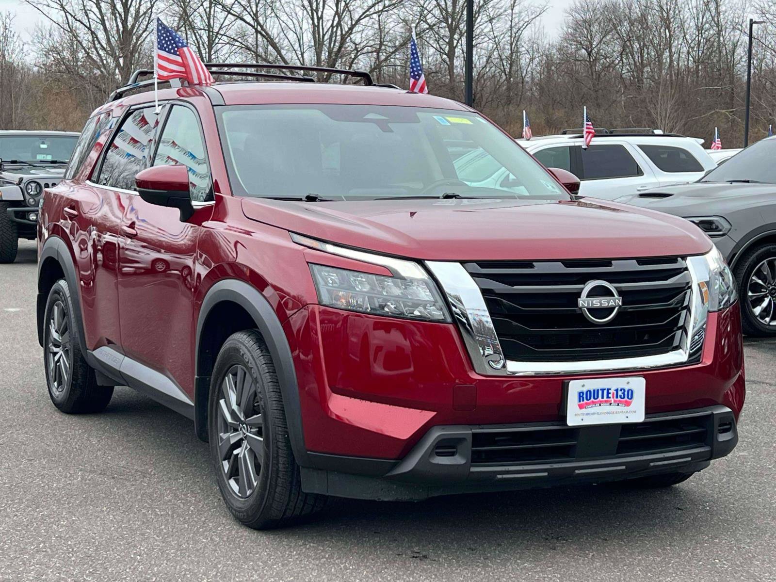 Used 2023 Nissan Pathfinder SV AWD/4WD image 31