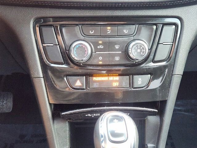 Used 2020 Buick Encore Preferred image 21