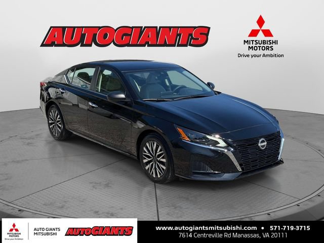 Used 2025 Nissan Altima 2.5 SV FWD image 1