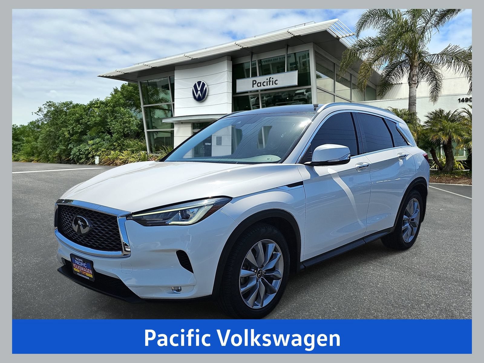 Used 2021 INFINITI QX50 Luxe FWD image 1