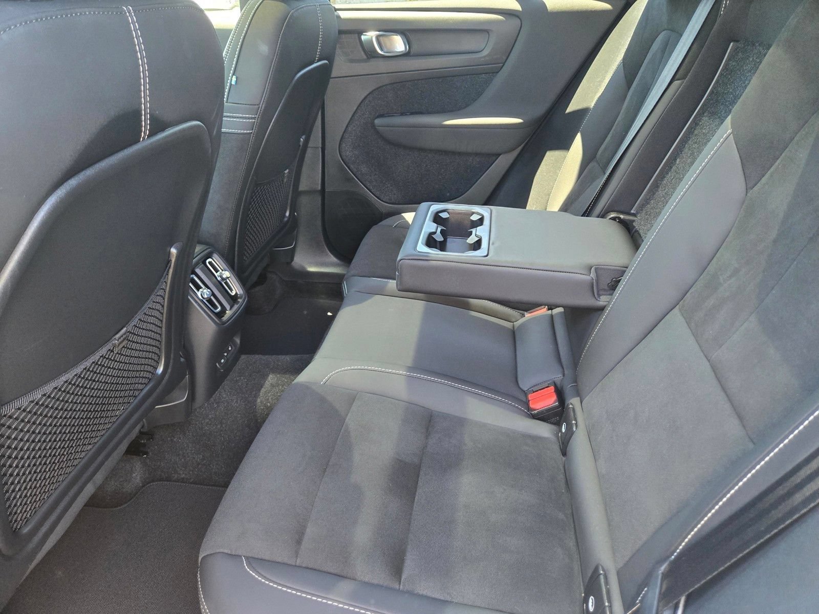 Certified 2023 Volvo XC40 Recharge Ultimate AWD/4WD image 19