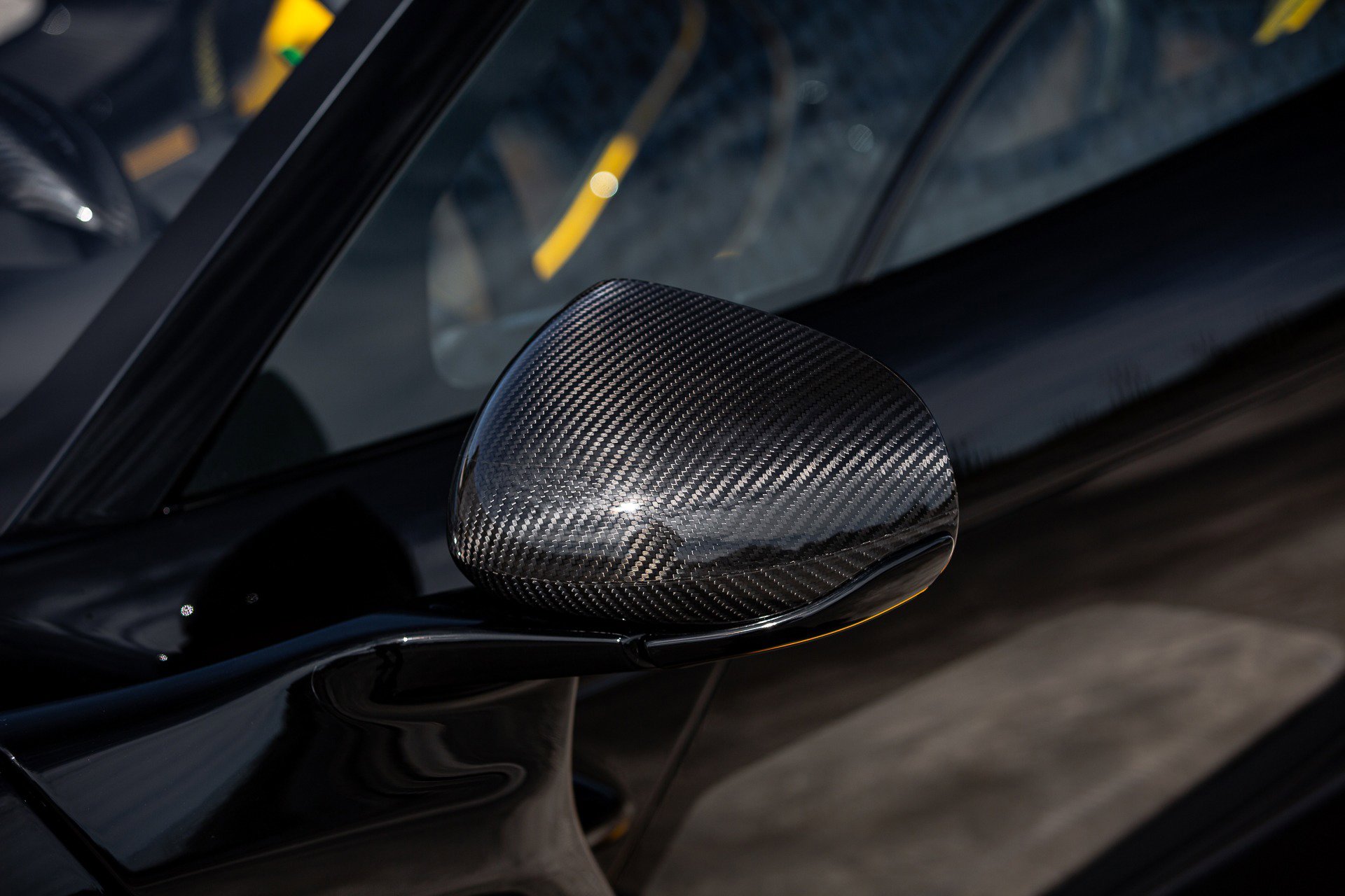 Used 2019 McLaren Senna image 21