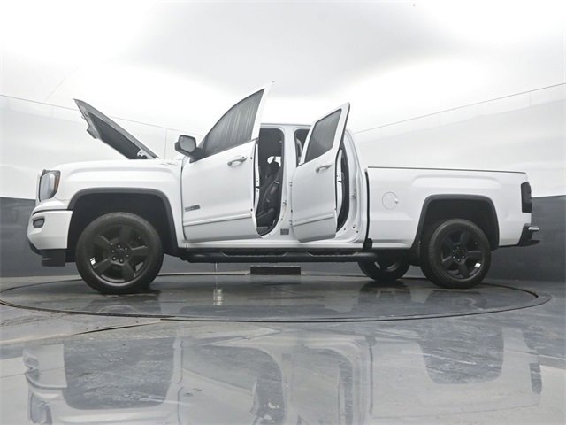 Used 2017 GMC Sierra 1500 SLE image 59