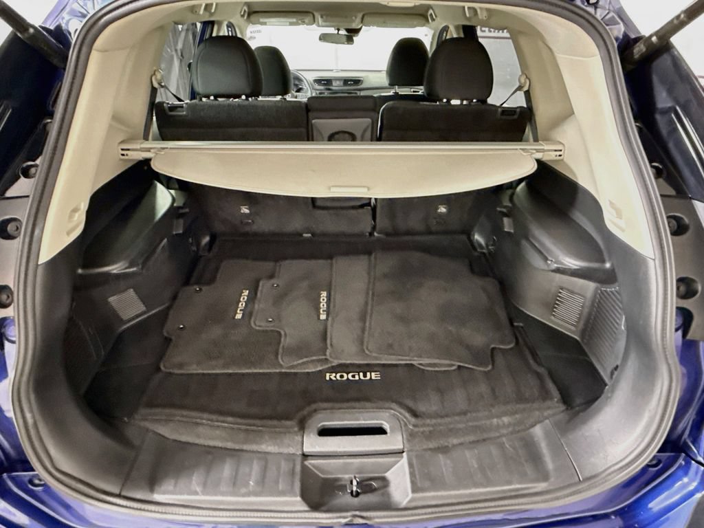 Certified 2020 Nissan Rogue SV AWD/4WD image 28