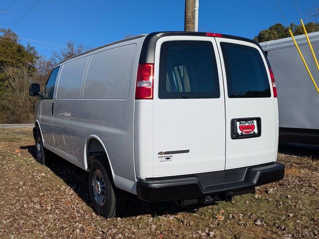 New 2025 Chevrolet Express 2500 w/ Driver Convenience Package image 4