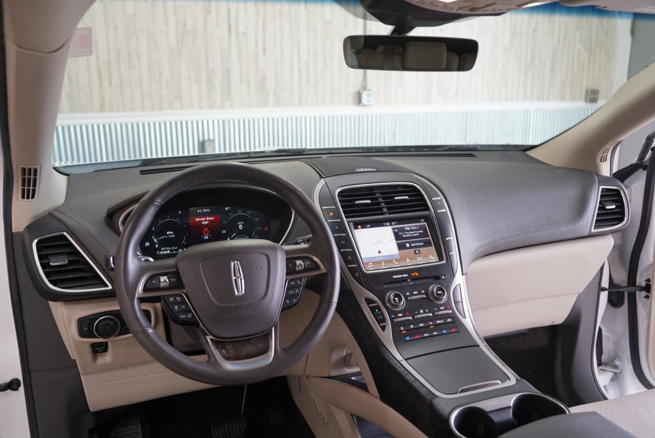 Used 2019 Lincoln Nautilus Reserve w/ Driver Assistance Package image 11