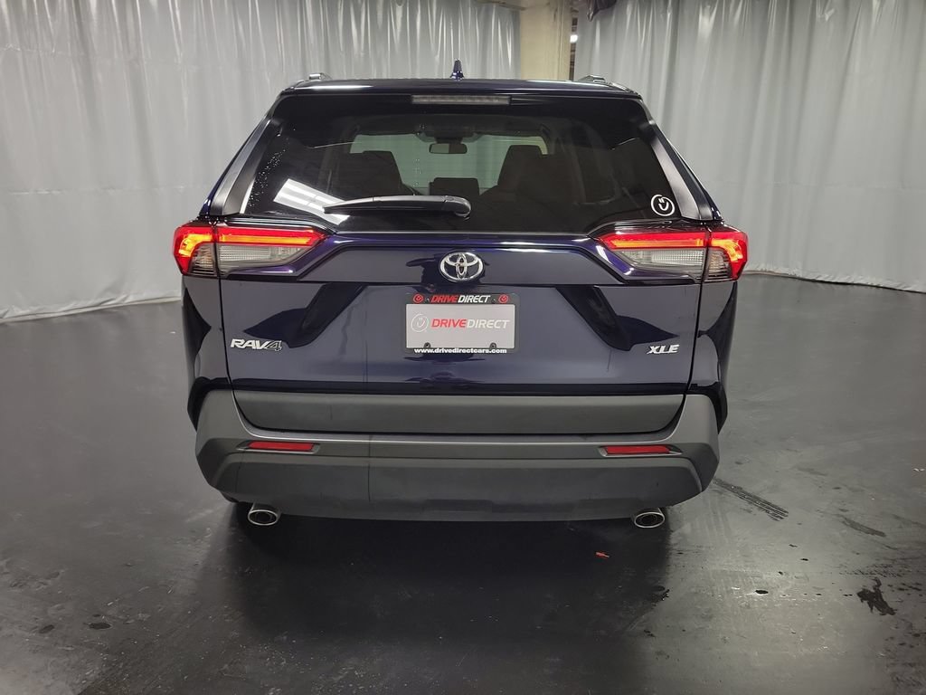 Used 2025 Toyota RAV4 XLE FWD image 7