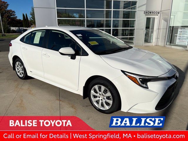 Used 2025 Toyota Corolla LE
