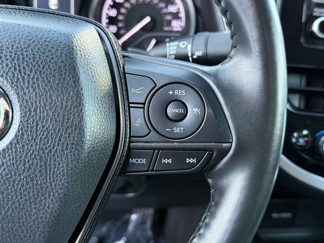 Used 2024 Toyota Camry SE w/ Convenience Package image 19