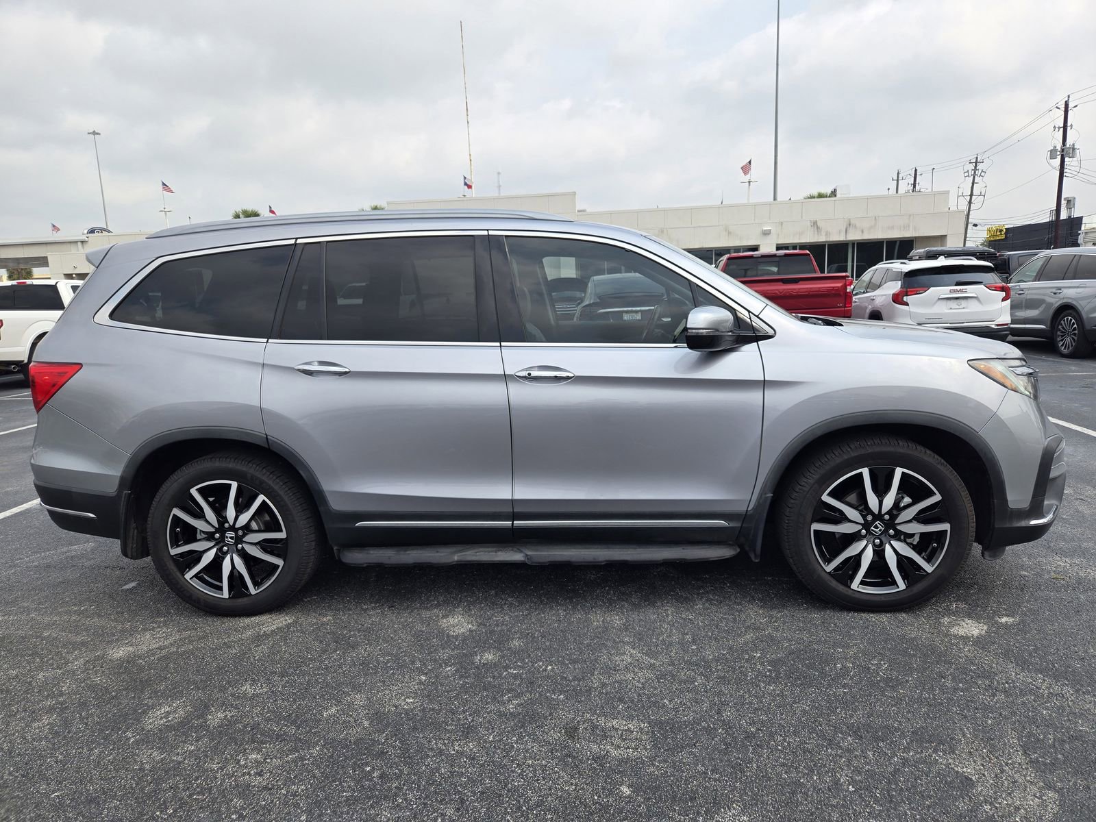 Used 2021 Honda Pilot Touring image 4