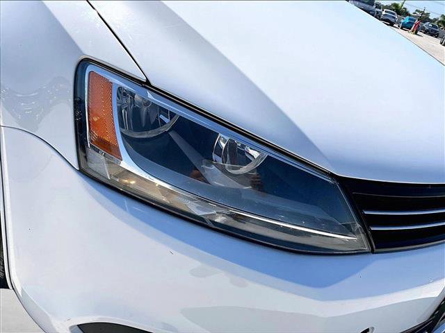 Used 2013 Volkswagen Jetta SE image 30