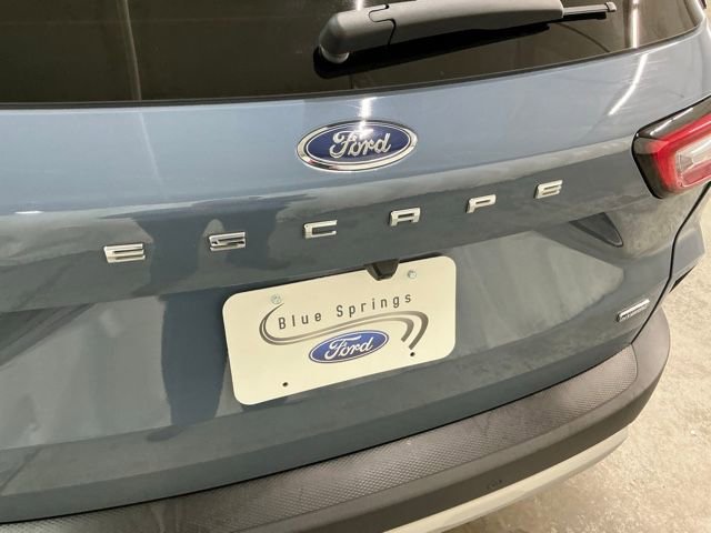 Used 2024 Ford Escape Base image 5
