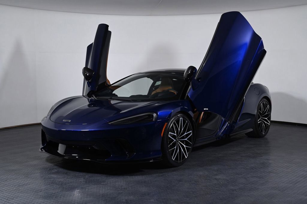 New 2026 McLaren GTS RWD image 23