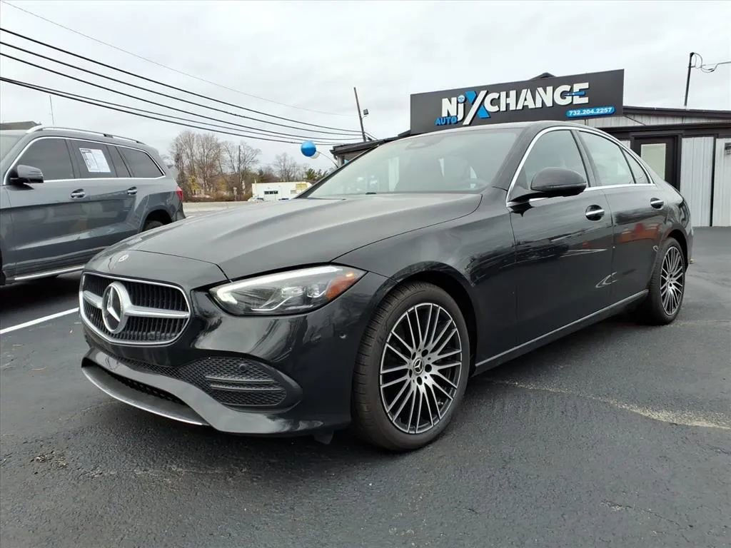 Used 2024 Mercedes-Benz C 300 Sedan image 7