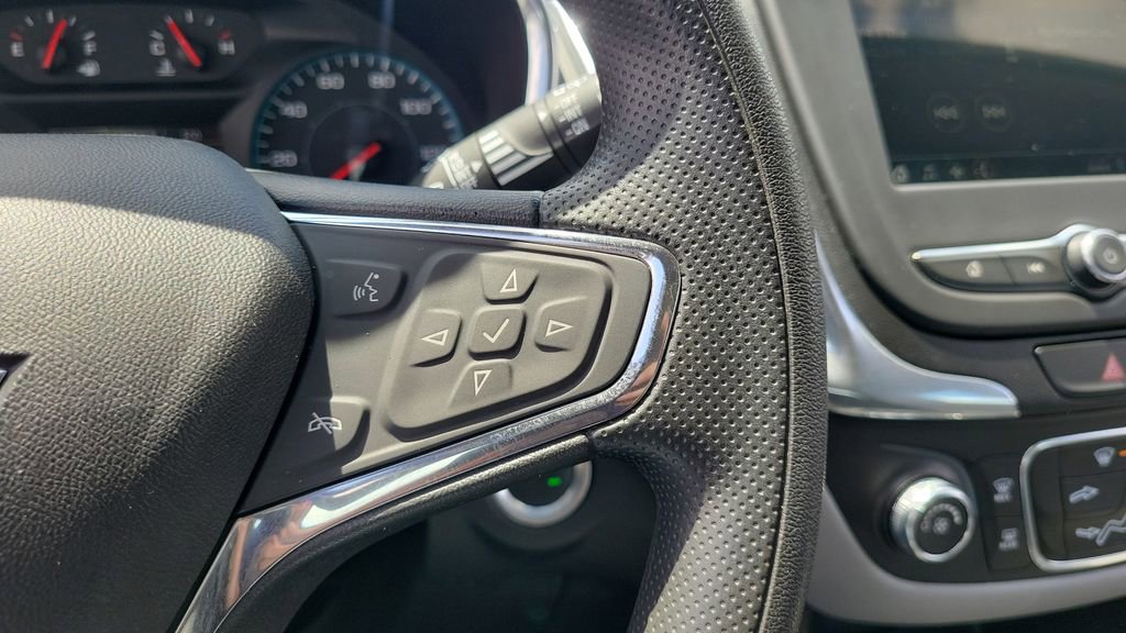 Used 2019 Chevrolet Equinox LS image 22