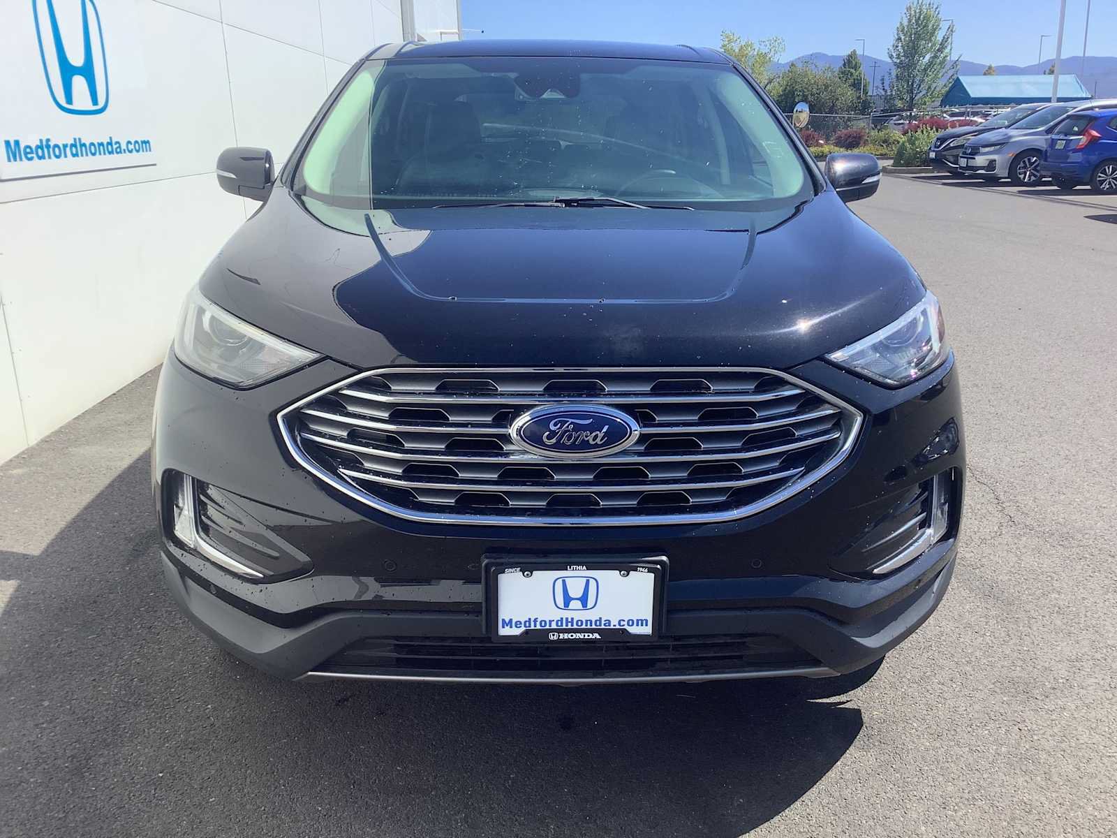 Used 2024 Ford Edge Titanium AWD/4WD image 6