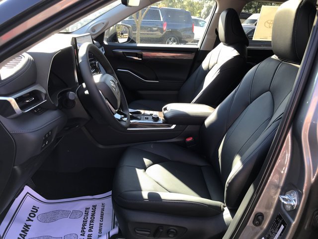 New 2026 Toyota Highlander Limited AWD/4WD image 22