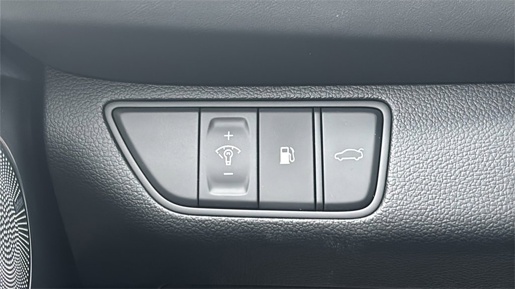 New 2026 Genesis G70 2.5T Prestige image 19