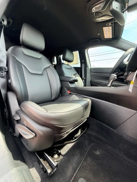 New 2026 Jeep Compass Limited AWD/4WD image 14