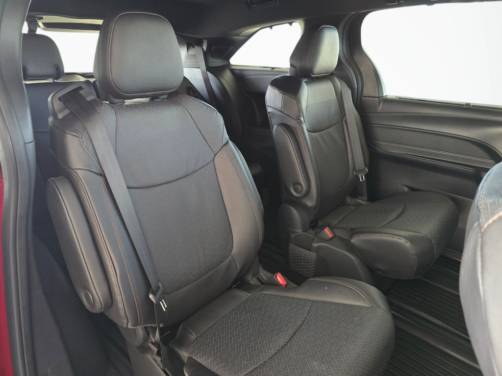 New 2026 Toyota Sienna Limited AWD/4WD image 38