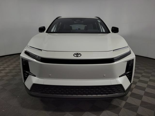 New 2026 Toyota C-HR AWD/4WD video 2