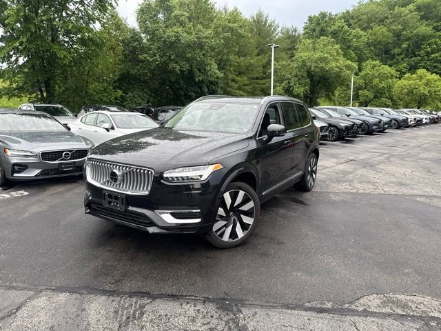Used 2025 Volvo XC90 T8 Ultra w/ Protection Package Premier AWD/4WD image 1