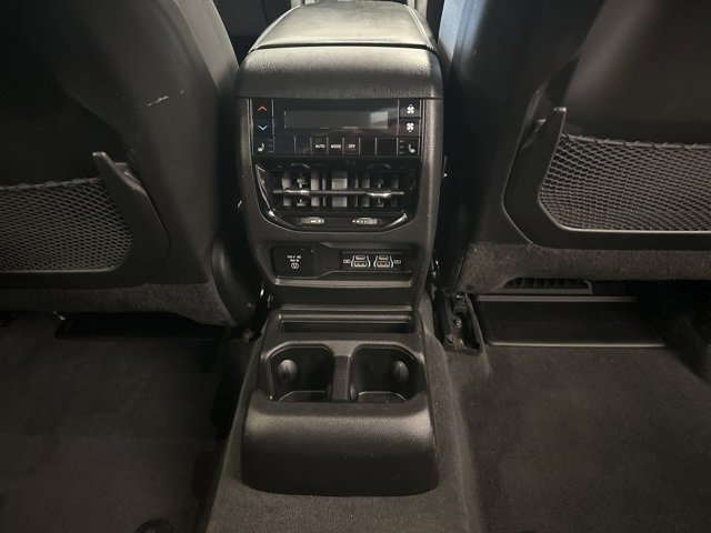 Used 2022 Jeep Grand Cherokee L Limited image 17