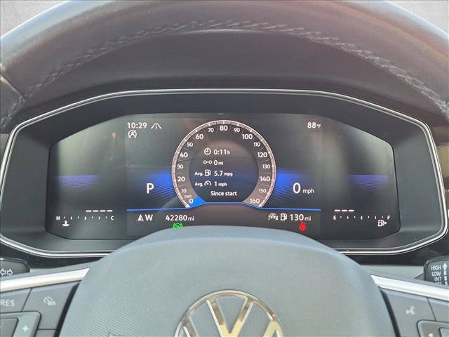 Used 2025 Volkswagen Jetta SE FWD image 11