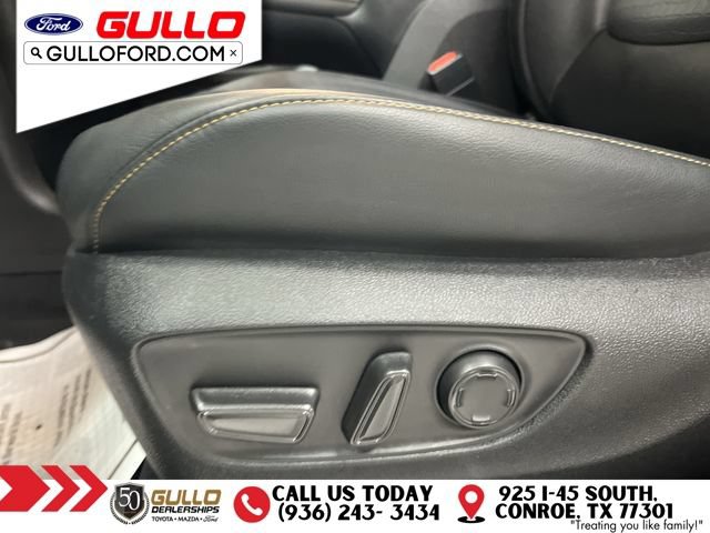Used 2024 Toyota Sienna XLE Woodland Edition AWD/4WD image 22