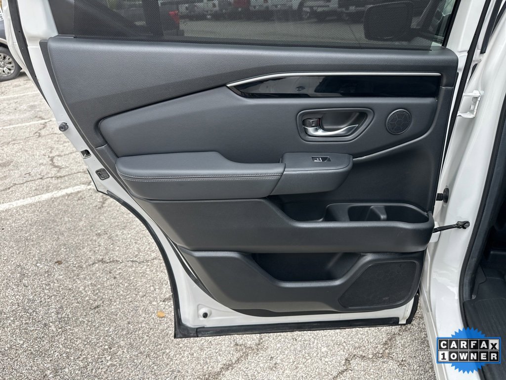 Used 2025 Honda Pilot Touring image 45