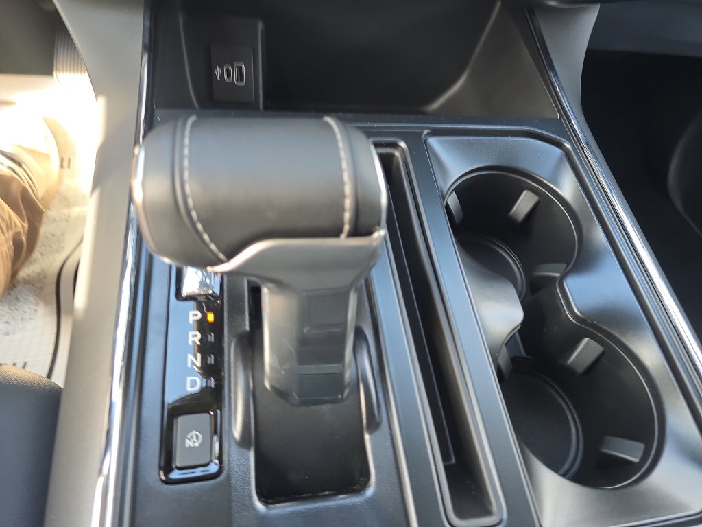 New 2025 Ford F150 Lightning Flash image 32