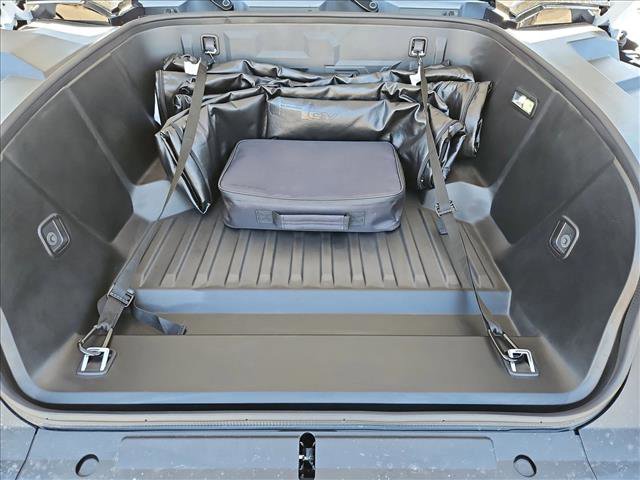 New 2026 GMC Hummer EV SUV AWD/4WD image 17