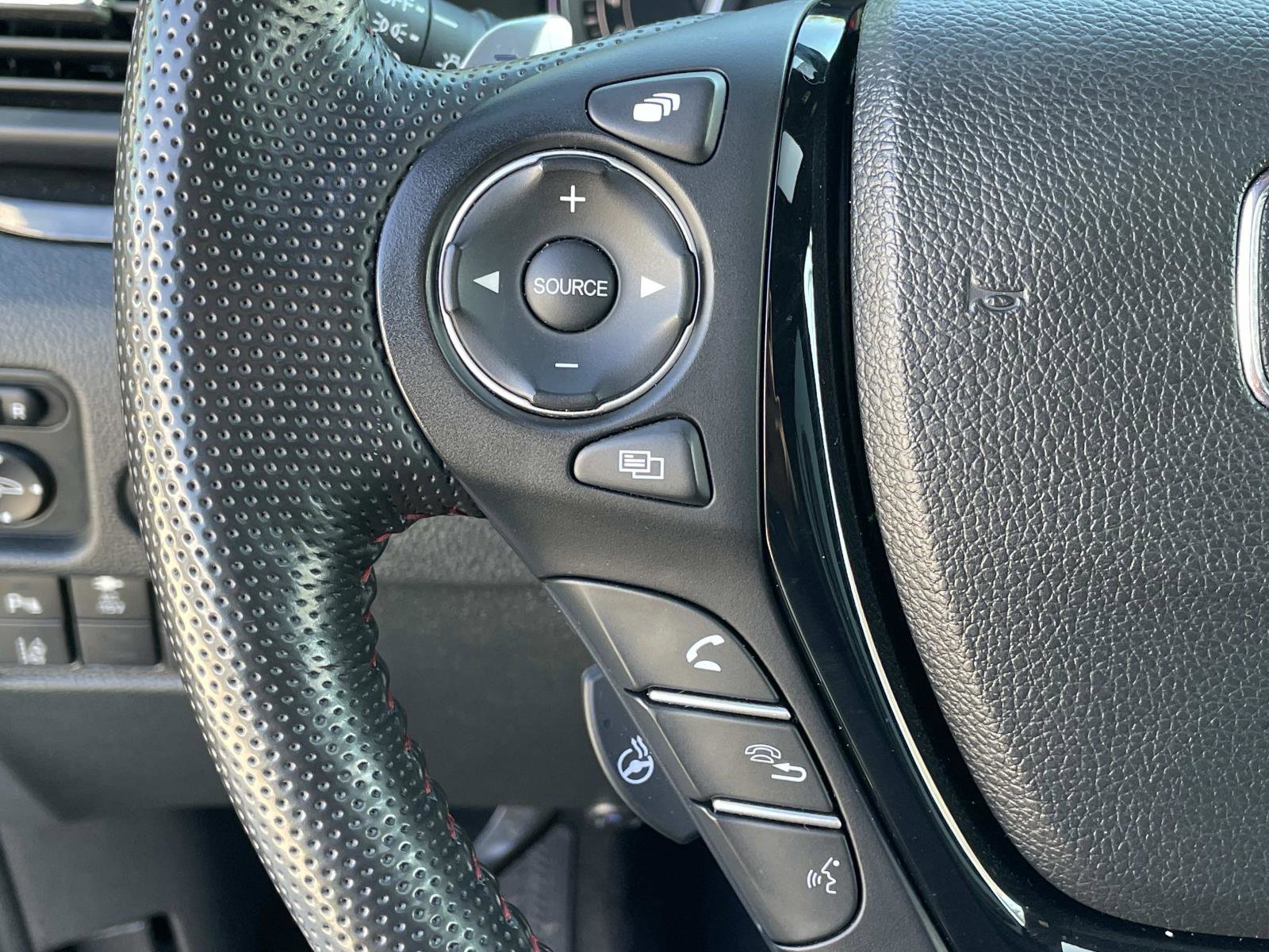 Certified 2023 Honda Ridgeline Black Edition image 5